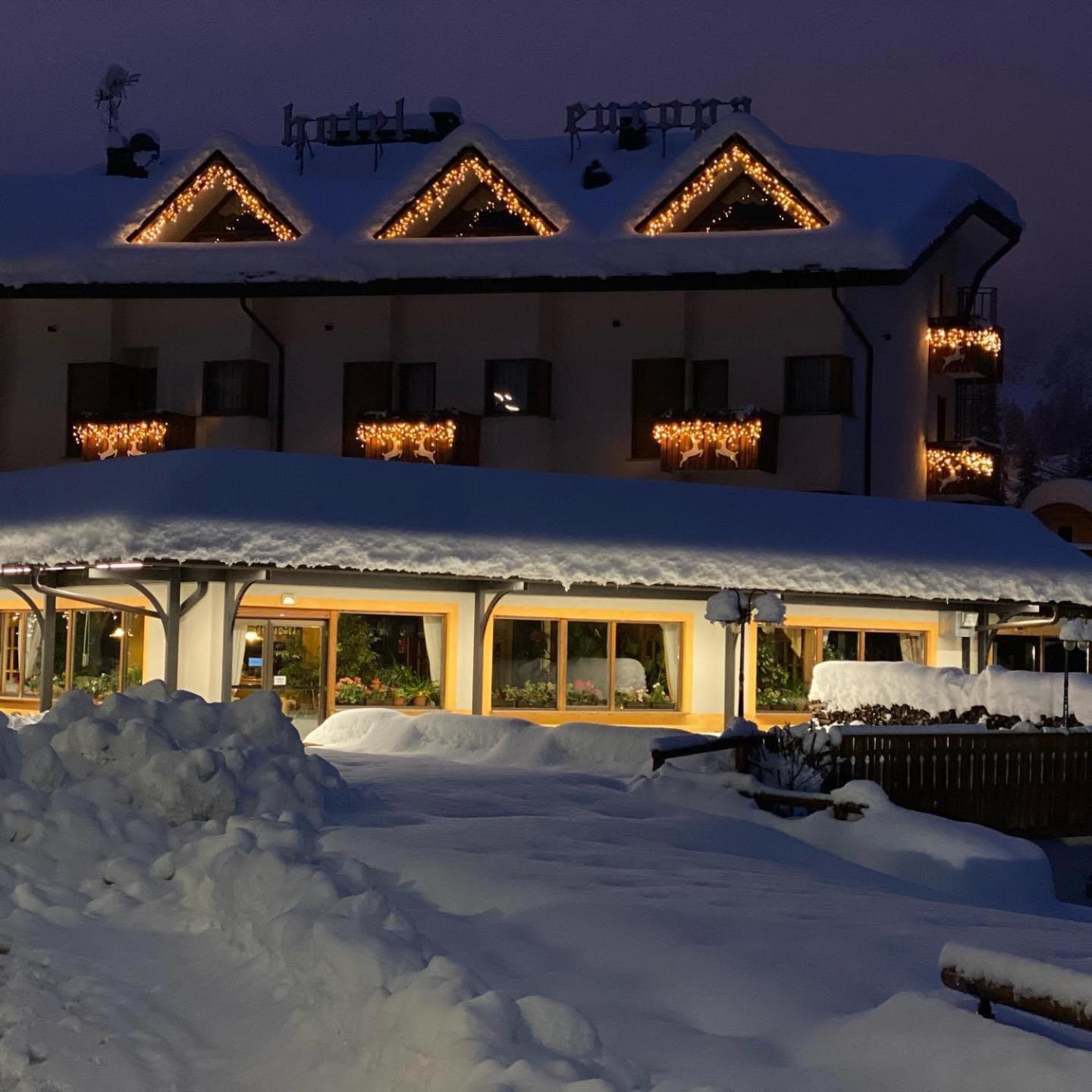 Hotel Europa Сан-Мартино-ди-Кастроцца Экстерьер фото
