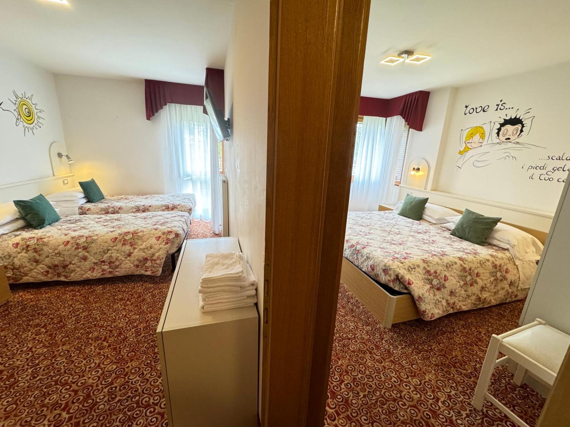 Hotel Europa Сан-Мартино-ди-Кастроцца Экстерьер фото