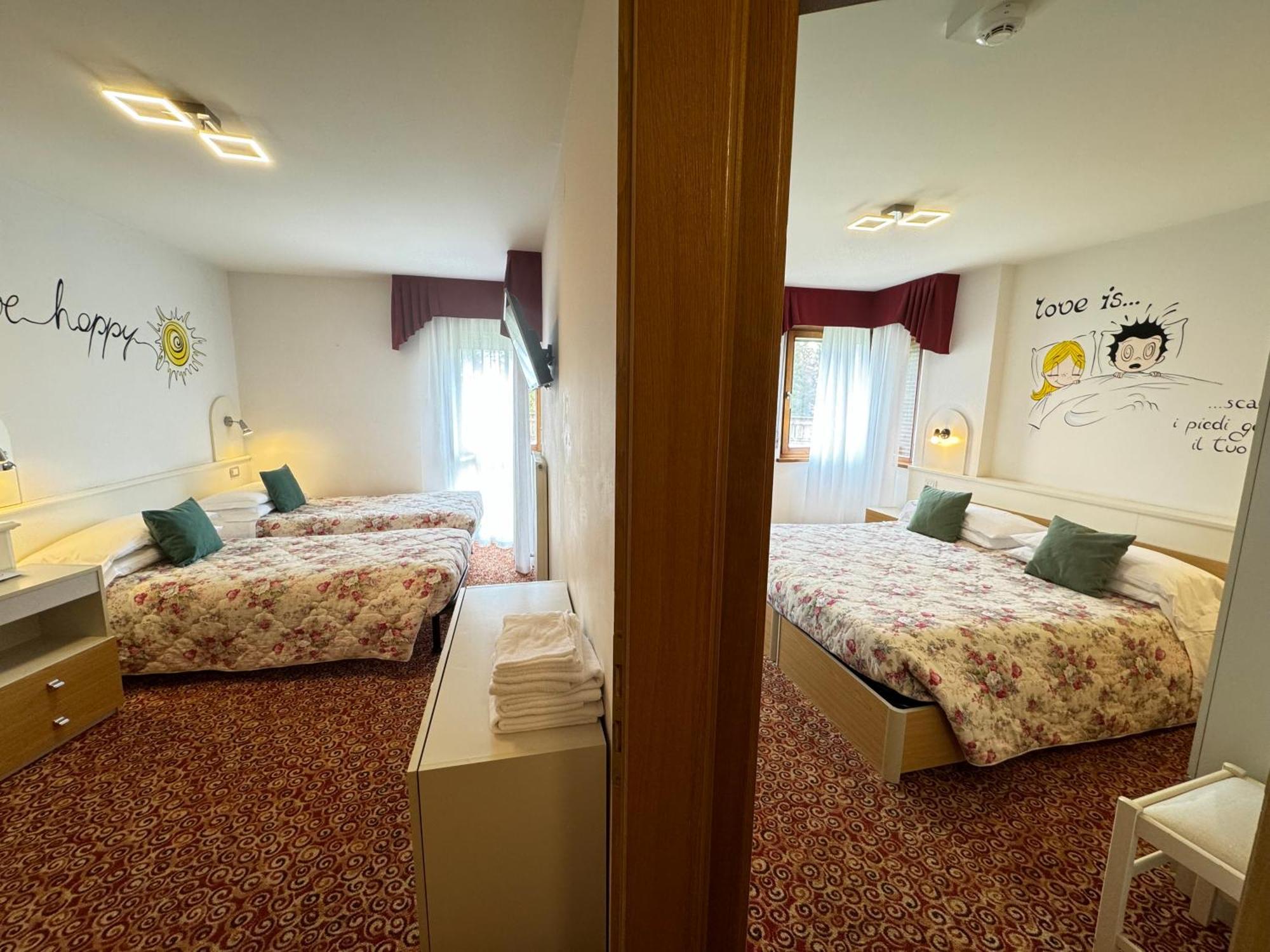 Hotel Europa Сан-Мартино-ди-Кастроцца Экстерьер фото