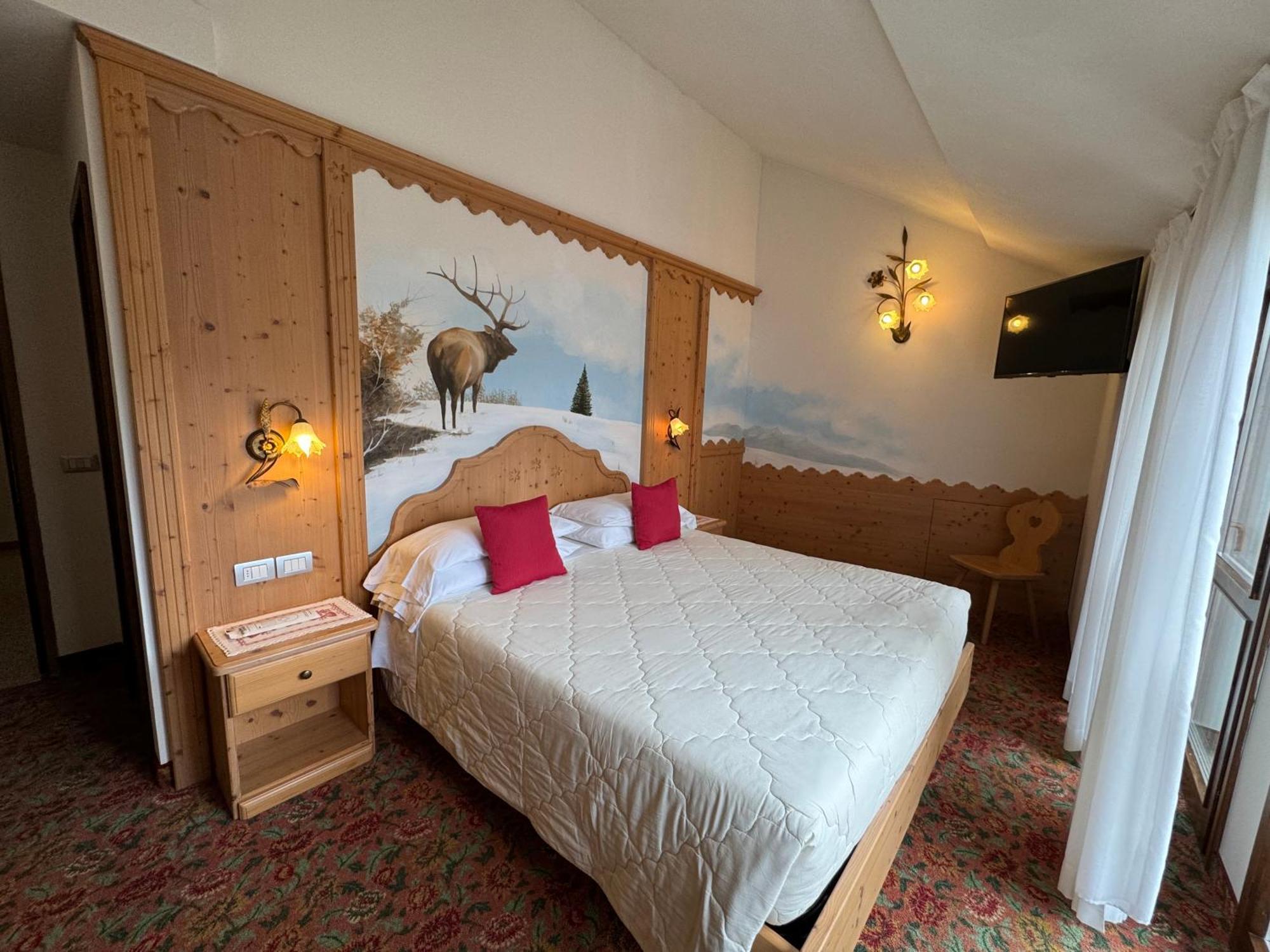 Hotel Europa Сан-Мартино-ди-Кастроцца Номер фото